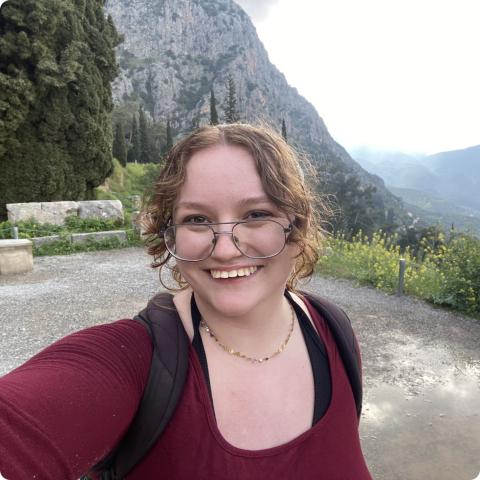 Bee Candelaria photo