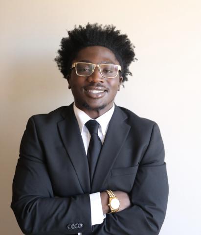 Ade Akisanya headshot.jpg