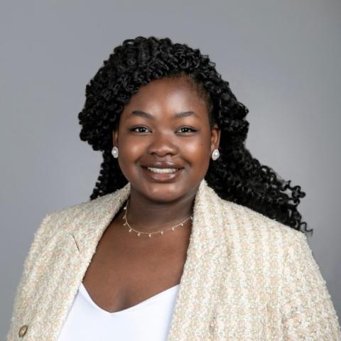 Abisola Ayoola headshot