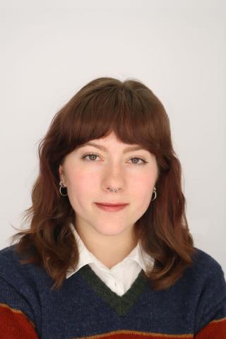 Amelia Lyons headshot