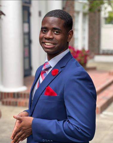 Devin Freeman headshot