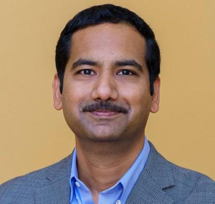 Mani Sethuraman headshot